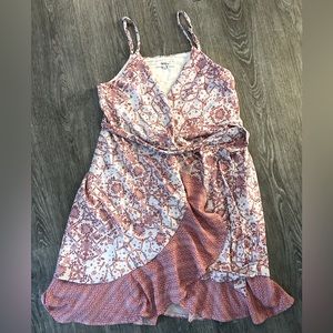 Elegant Pink Patterned Wrap Dress